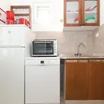 Amazing In Seget Donji With Kitchen Casa de Férias Trogir