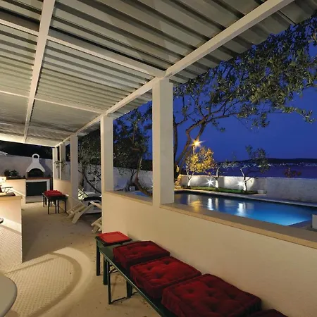 Amazing In Seget Donji With Kitchen Σπίτι διακοπών *