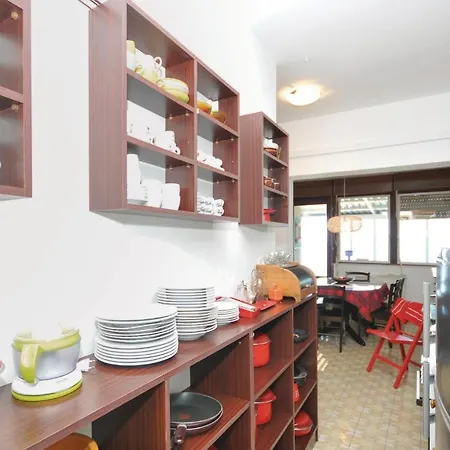 Amazing In Seget Donji With Kitchen Σπίτι διακοπών *